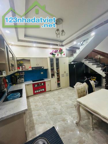 Sỡ Hữu Ngay Nhà Đẹp gần Trung tâm TP đường Mạc Đĩnh Chi, P4, Đà Lạt - 1