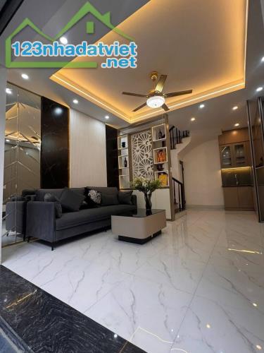 XUÂN LA - GẦN HỒ TÂY - NHÀ 5 TẦNG - THIẾT KẾ HIỆN ĐẠI - FULL NỘI THẤT - 31/35M2 _ MẶT TIỀN - 2