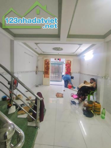 Bán nhà ngay trung tâm quận 6 - Hẻm xe hơi thông bàn cờ - 7.6 Tỷ - 1
