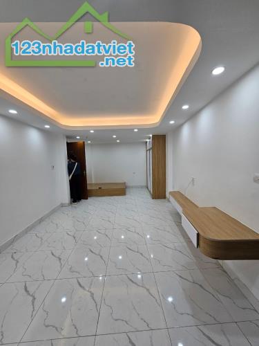CCMN, thang máy phố Phương Liệt - Thanh Xuân 75m2 x 7 tầng, mặt tiền 4m, giá 18.9 tỷ. TL - 3