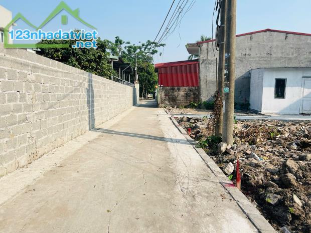Bán lô đất Quỳnh Cư, Hùng Vương, Hồng Bàng 45m giá hơn 900tr LH 0979087664