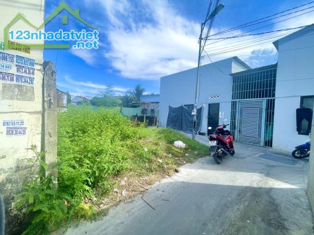 Bán đất 106,6m2 lô góc hẻm 296 Lương Định Của - 2