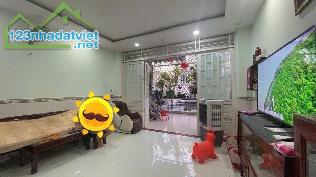 Nhà 4 tầng ( 5 x 15 ) đường 7m thông, khu Vip Lê Đức Thọ, Gò Vấp, p16. Giá bán chỉ 8,6 tỷ - 3