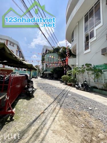 NHÀ BÁN HOÀNG DIỆU- SIÊU VIP-TƯƠNG LAI 2 MẠT TIỀN ĐƯỜNG- KHU AN NINH- GẦN TRƯỜNG MÂM NON, - 1