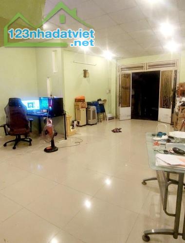 NGỘP! NHÀ 2 TẦNG HXH NGUYỄN SƠN, TÂN PHÚ – 4X15M – GẦN BIG C PHÚ THẠNH – CHỈ 4.4 TỶ