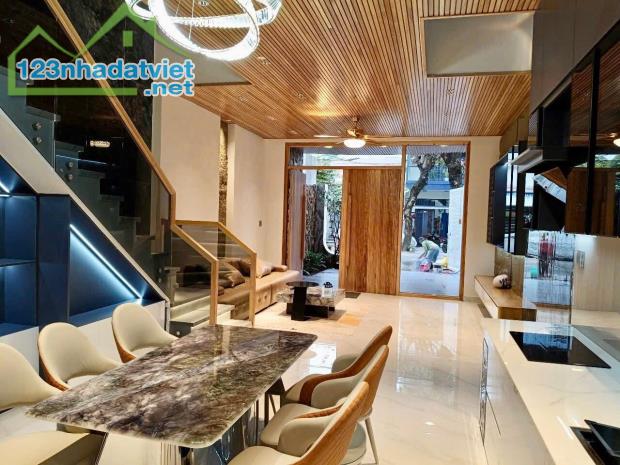 Nhà đẹp 3 tầng đường Phú Thạnh 10 gần Hoàng Thị Loan, Hoà Minh, Liên Chiểu - 2