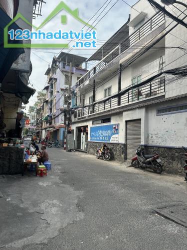Ngợp bank, bán gấp nhà Lạc Long Quân- Tân Bình 105m, chưa đến 75 triệu/m2, hàng siêu hiếm. - 2