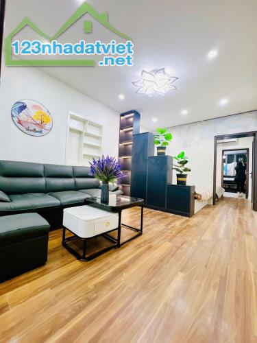 🏡 BÁN NHÀ TẬP THỂ B1 VĂN CHƯƠNG – TẦNG 2 – 50M² SỬ DỤNG – GIÁ CHỈ 2.66 TỶ - 3