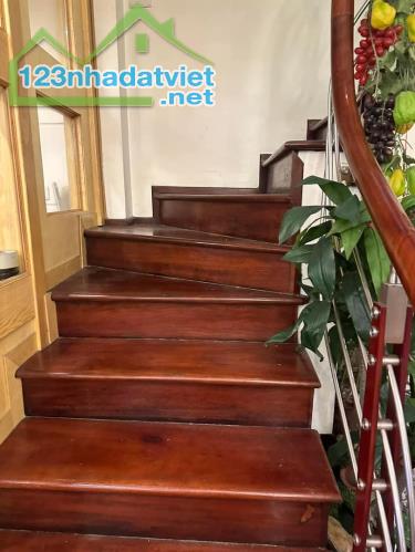 BÁN NHÀ GIANG VĂN MINH 45M, 6T, MT 5.5M, Ô TÔ VÀI BƯỚC, NGÕ THÔNG, NỘI THẤT VIP, 9 TỶ 2
