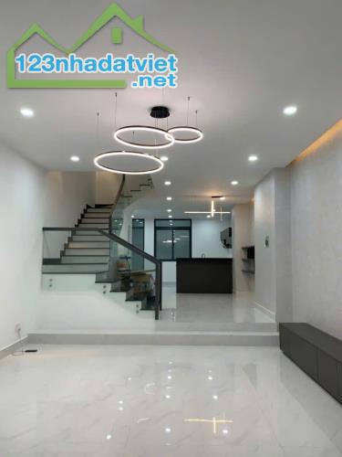 GẦN THIÊN NHIÊN THÌ THƯ GIÃN - KDC PHÚ LỢI - NHÀ MỚI - P7 Q8 - 3