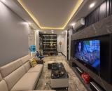 Nhà đẹp nội thất sang trọng gần đường ô tô ngõ Phố Giang Biên DT 32m2 . Giá 6 tỷ