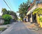 Bán lô đất mặt tiền đường Võ Văn Hát, Long Trường, Quận 9.