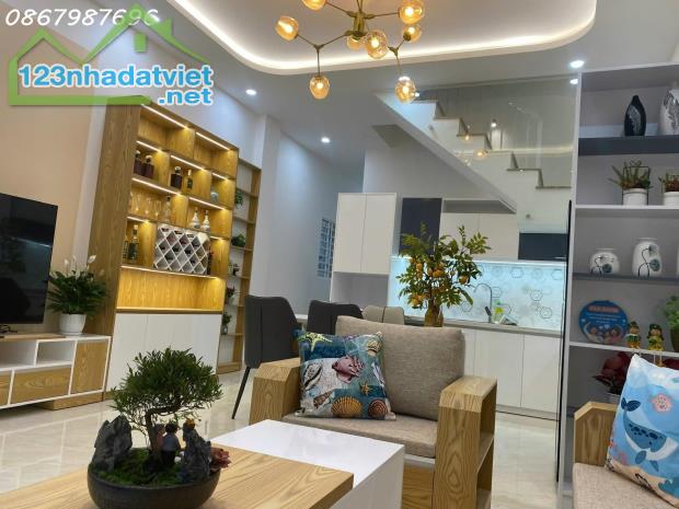 BÁN NHÀ GÓC 2 MẶT TIỀN ĐƯỜNG CHÍ LINH – PHƯỚC HÒA, NHA TRANG – NHÀ ĐẸP FULL NỘI THẤT - 3
