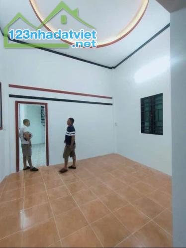 Bán gấp nhà 99m2 có SHR Tân hiệp Hóc môn Giá 720tr. - 2
