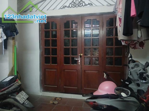 CẦU DIỄN - BẮC TỪ LIÊM: DT 72,1㎡ - NHÀ 4 TẦNG CŨ - ĐẦU NGÕ CÁCH 15m Ô TÔ DỪNG ĐỖ NGÀY ĐÊM - 4