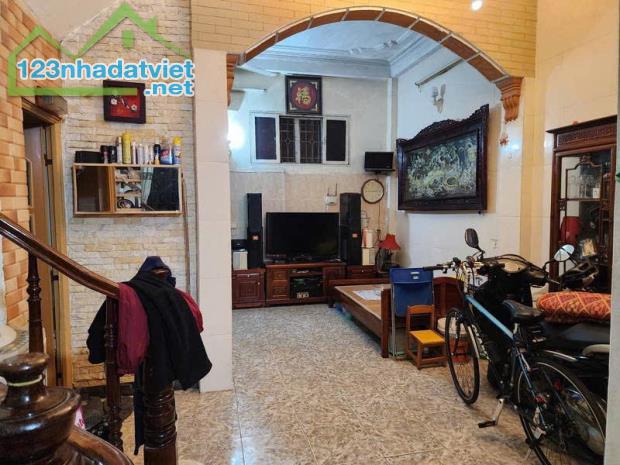 THỤY KHUÊ - NHÀ ĐẸP Ở LUÔN - THOÁNG MÁT - CHỦ TẶNG LẠI NỘI THẤT - 60M² NHỈNH 10 TỈ