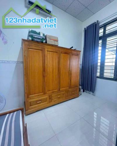 chủ cần bán gấp ngay trung tâm hóc môn giá chỉ 600tr