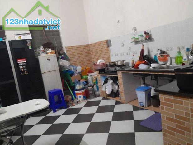 PHỐ NGUYỄN NGỌC VŨ - NGÕ THÔNG -DT 59m2 4 tầng mặt tiền 4m Giá 11.95 tỷ - 2