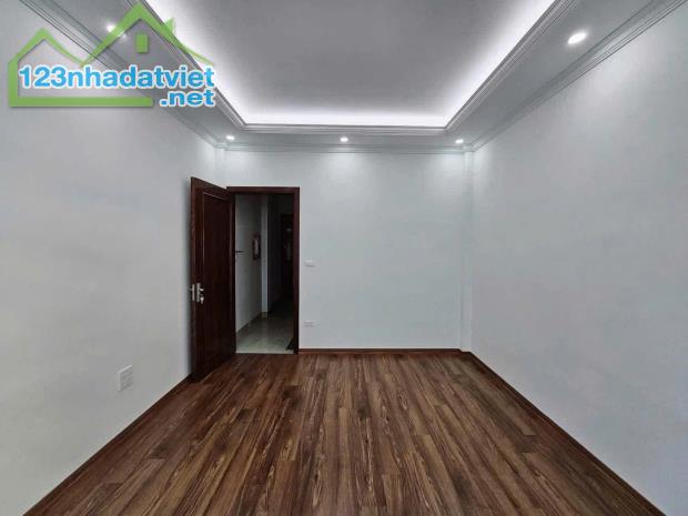 PL PHAN VĂN TRƯỜNG Ô TÔ KINH DOAN - 2THOÁNG DT 35m2 6Tầng Giá 15.2 tỷ