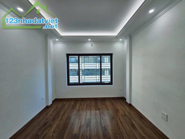 PL PHAN VĂN TRƯỜNG Ô TÔ KINH DOAN - 2THOÁNG DT 35m2 6Tầng Giá 15.2 tỷ - 2