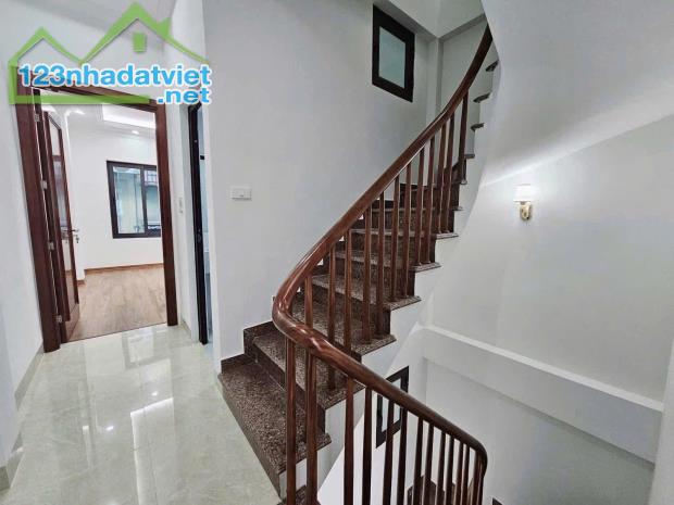PL PHAN VĂN TRƯỜNG Ô TÔ KINH DOAN - 2THOÁNG DT 35m2 6Tầng Giá 15.2 tỷ - 3