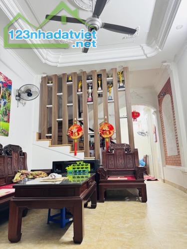 Bán nhà riêng 56m2, ngõ thông ô tô, thẳng tắp, 5 bước chân ra phố Ngọc Hồi - Trần Thủ Độ
