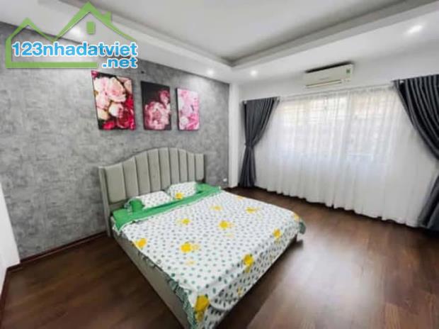 Nhà Đẹp Gần Đường Lĩnh Nam, Hoàng Mai 30m, 5 tầng, mt 4.6m, giá 5.8 tỷ. - 3