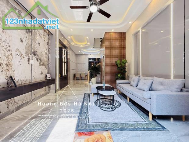 Bán nhà Đình Thôn - Mỹ Đình - 68m2 - ngõ thông - 20m ra mặt phố.12,5tỷ