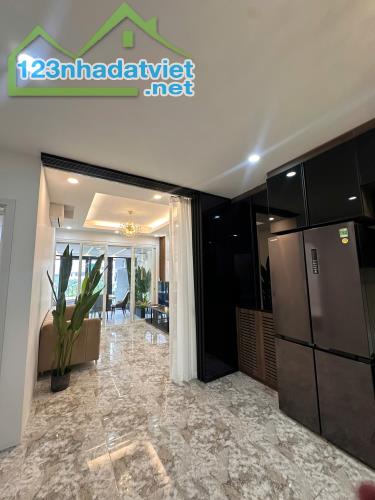 Cần bán nhanh căn hộ sân vườn sky garden 1, PMH, Q7, 100m2, 3PN nhà đẹp giá 6,7 tỷ, - 2