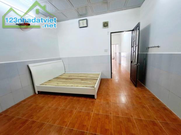 Bán Nhà Giáp Quận 6, Hẻm oto 7m, 70m2, 2 tầng, không qui hoạch, không lộ giới 5 tỷ 399 tl - 5
