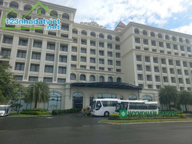 CHÍNH CHỦ Cần Bán Căn Hộ Du Lịch TP Không Ngủ Trong Quan Thể GRAND WORLD - Giá Đầu Tư - 4