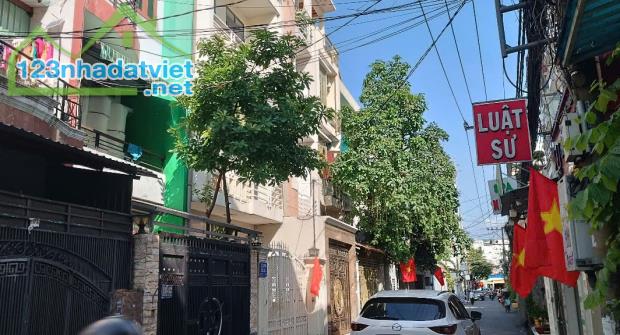 Nhà 3 tầng ô tô đỗ cửa, Lê Trọng Tấn vào DS11, 4.7 tỷ