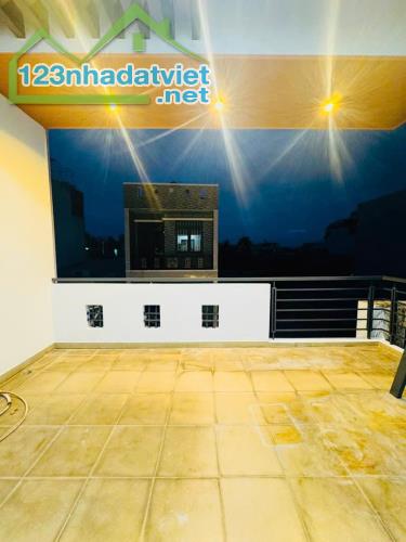 BÁN NHÀ CÓ PN TRỆT HXH PHẠM VĂN BẠCH - P12 - GÒ VẤP 75M -3T - NGANG 5, GIÁ 7.x TỶ - 4