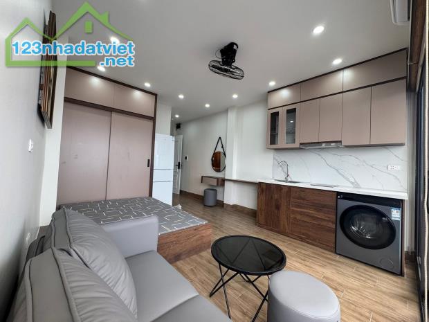 Bán nhà 164 Vương Thừa Vũ 80mx7 tầng thang máy, ngõ to như phố, kinh doanh, 28.9 tỷ.