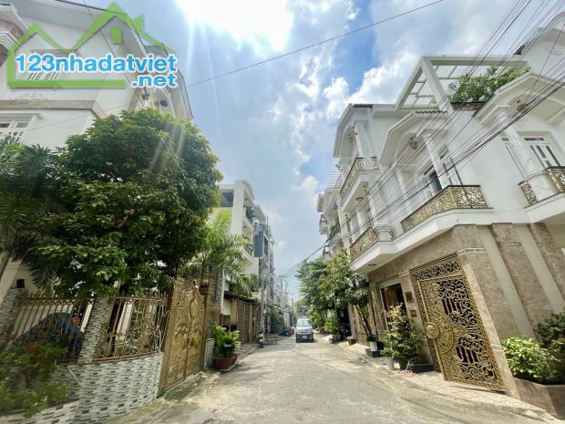 Biệt Thự 4 Tầng BÌnh Hưng Hòa -100m2(7.5 x13m), 4 Phòng Ngủ master, giáp AEON Tân PHú - 3