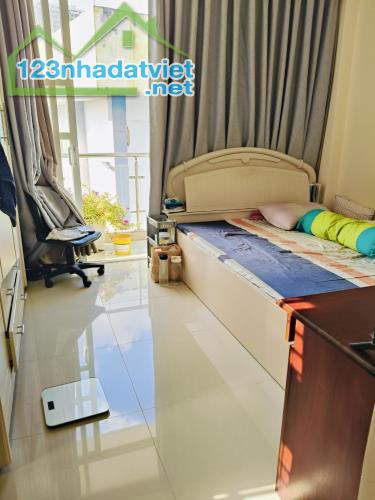 Bán gấp nhà đẹp ở ngay mặt tiền kinh doanh Hồ Thành Biên, xe hơi ngủ nhà, 72m2, 6T, SHR, - 4