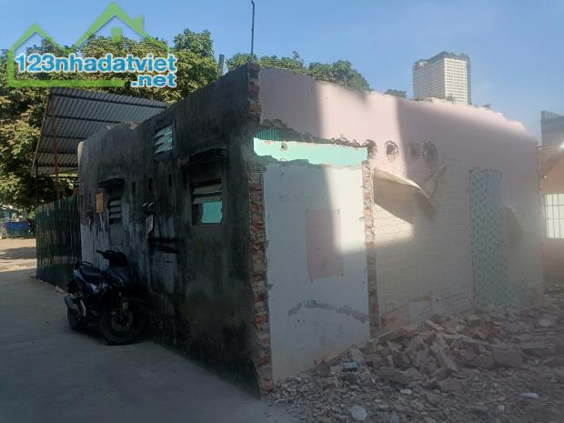 BÁN ĐẤT TÂY MỖ, Ô TÔ 7 CHỖ RA VÀO, MẶT NGÕ 4M, SÁT PHỐ CHỢ, 33M2, NHỈNH 4 TỶ