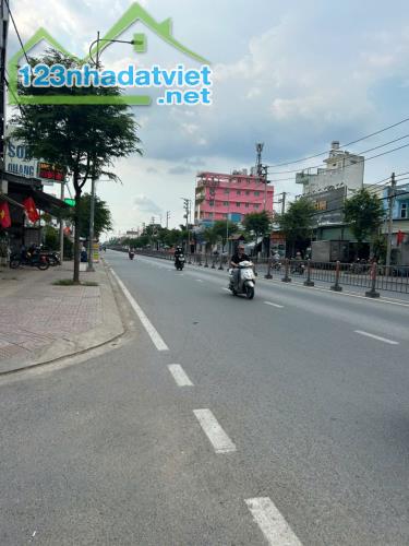 MẶT TIỀN KINH DOANH, ĐƯỜNG 8m, Tô Ký, Trung chánh Hóc Môn, 48m2, giá siêu rẻ, chỉ nhỉnh 3