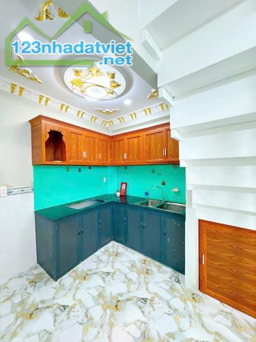 Nhà đẹp chấn động khu vực Bình Tân, bước vài bước là Tân Phú - 2