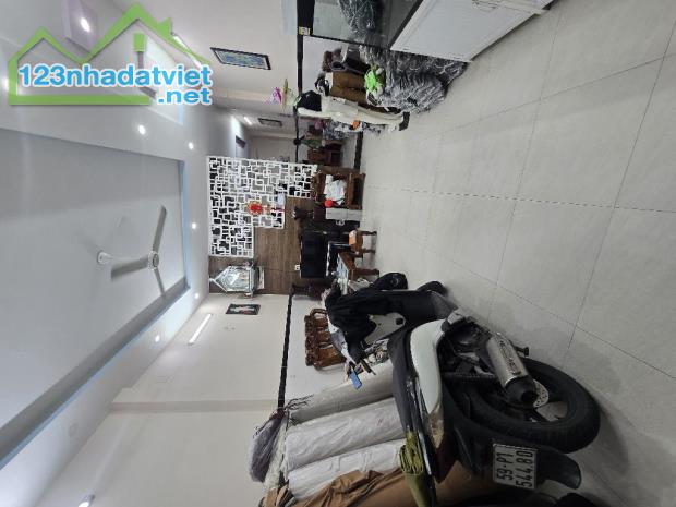 Bán nhà mặt tiền NB Tân Hương 92m²,1Lầu-8.5Tỷ-NGANG 5M - 2