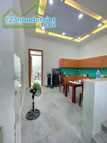 GẦN TÊN LỬA 5 X 20M- 4 TẦNG- KHU ĐỒNG BỘ- HẺM 10M- GIÁ 8.9 TỶ. - 3