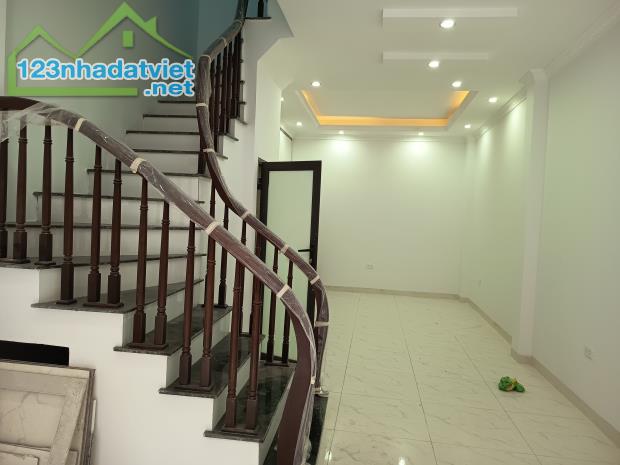 Bán nhà Đường 422 Tân lập 38 m2 5 tầng giá 5.5 tỷ hàng xóm KĐT Tân Tây Đô & Lideco. - 4