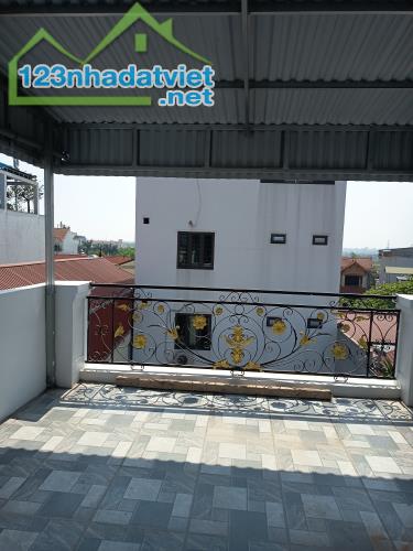 Bán nhà Đường 422 Tân lập 38 m2 5 tầng giá 5.5 tỷ hàng xóm KĐT Tân Tây Đô & Lideco.