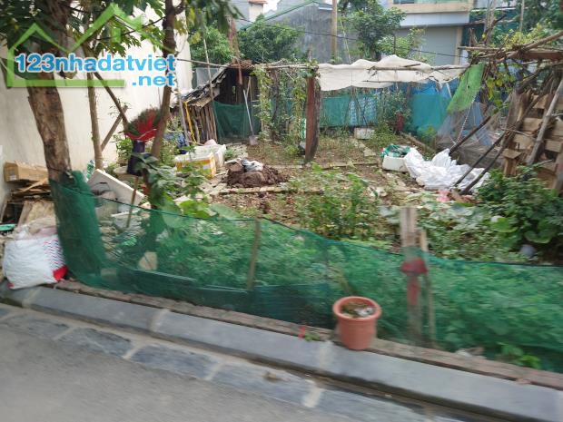 Bán lô đất chính chủ 50m2 ô tô vào đất đường Cổng Hậu, Kim Chung giá chỉ 4.5 tỷ
