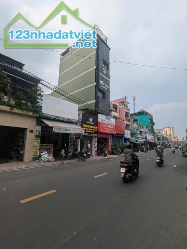 BÁN NHÀ 2 MẶT TIỀN 135 Bùi Hữu Nghĩa, Phường 1, Quận Bình Thạnh - 3