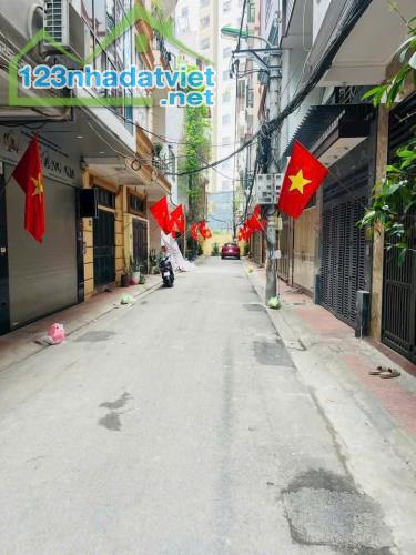 Xuân La, DT 55M2x4T, MT 4.2M, giá 19 tỷ  Ô TÔ TRÁNH - GARA Ô TÔ - PHÂN LÔ BÀN CỜ - VỈA HÈ