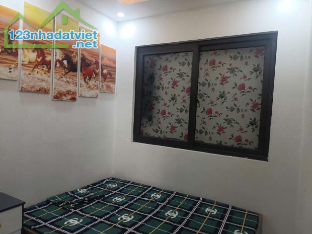 Cho thuê căn hộ chung cư tầng 2 , 2 phòng ngủ 1 vệ sinh tại Phúc Diễn, Bắc Từ Liêm - 1