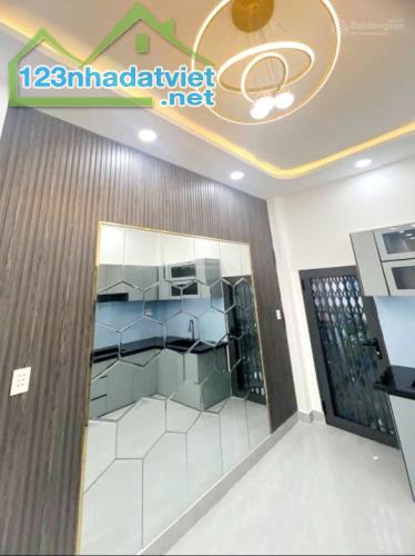 BÁN NHÀ MẶT TIỀN - CHÁNH HƯNG - NGUYỄN DUY QUẬN 8 GIÁ CỰC TỐT! - 50M2 - NHỈNH 5 TỶ - 3