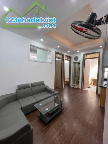 Bán chung cư phố Giáp Nhất, Thanh Xuân, 50m2, nhà đẹp full nội thất, ban công thoáng - 1