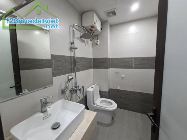 BÁN NHÀ ĐẸP ĐÀM QUANG TRUNG – 30M² x 5 TẦNG – CHỈ 6,5 TỶ – FULL NỘI THẤT, SỔ ĐỎ CHÍNH CHỦ - 4